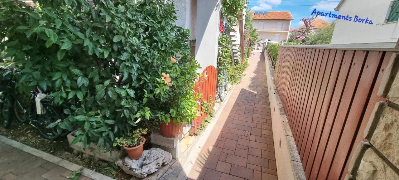 ביוגראד נה מורו Apartments Borka מראה חיצוני תמונה
